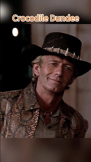 🔪 Iconic Knife Showdown + Funny Hotel Moments | Crocodile Dundee (1986)