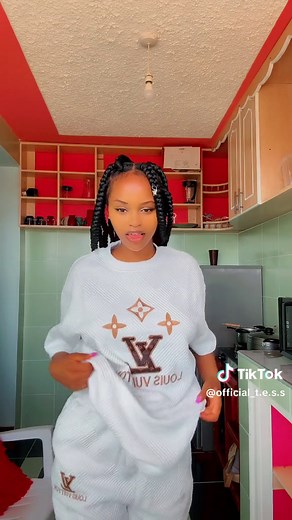 Gimme Slow Wine with Tess🌸 - Dance Challenge