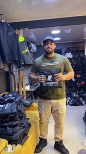 9.5K views · 929 reactions | KIT IMPERMEABLE DS2M2 x 95.000! ☔️ Incluye chaqueta con capucha, pantalón y botas. •Tallas S, M, L, XL y 2XL Domicilios en Cali y envíos nacionales   Wpp: 3105382619 y 3105062588 WWW.DS2M2.COM | DS2M2 Motos, Cascos & Accesorios | Facebook