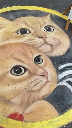 VIBRANT CHALK-DUST CAT SKETCH #shorts #ChalkArt #SidewalkSketch #StreetArtFeline #VibrantArt