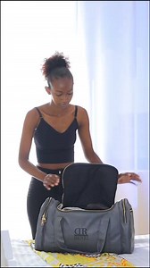 2K views · 24 shares | Bag essentials: What's in my everyday carry? All bags are available in stores and website .SHOP NOW ‼️ 拾 | DENRI Africa | Facebook