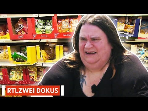 Elke isn't sticking to her diet plan | Fat Germany | RTLZWEI Documentaries