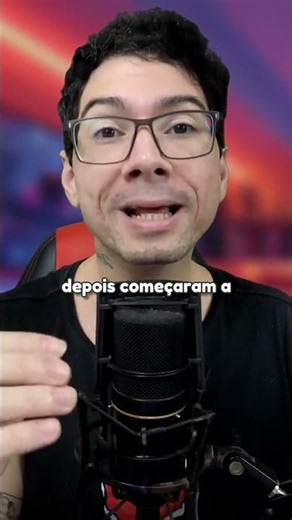 ELAS SELARAM A ABELHA NO BURACO DA COLMEIA