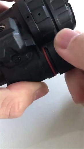 Yakasa pvs14 Battery install guide