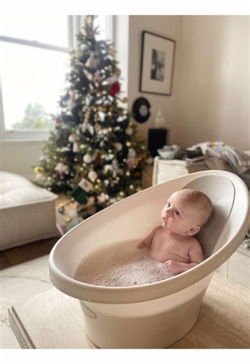 Let your heart be light 🎄 #fyp #foryou #fypシ #family #christmas #lifestyle #baby #love #lover #familytime #christmastree