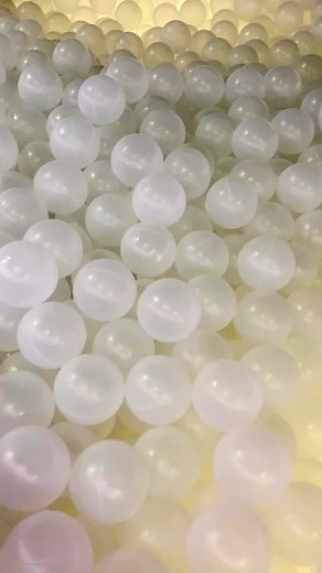 Color Factory’s #Houston ball pit was designed in partnership with @NASA🚀 and was inspired by the #moon landing. 🌙 Have you seen it in person??