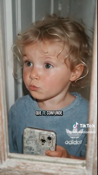 Humor Colombiano: Las Mejores Etapas de los Bebés