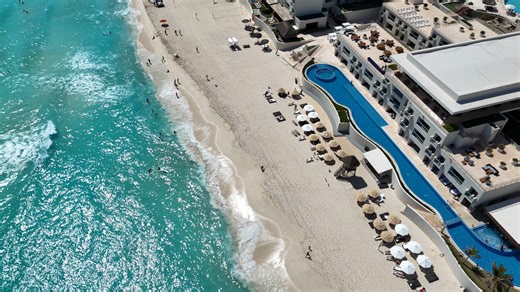 ¡Visítanos una vez y querrás regresar siempre! #HotelEmporioCancún 🏝️ | Hotel Emporio Cancún