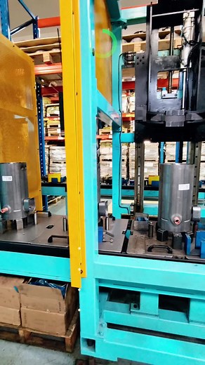 We are scroll compressor manufacturer from China, we hope to become your partner. welcome to consult.#chiller #compressor #hvac #cooling #heatingandcooling