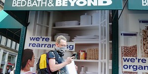 Bets on Biden-Led Stimulus Fuel Outperformance by Small Stocks