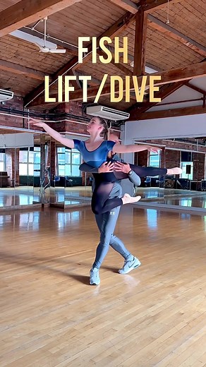 HowlyBallet Mini-Tutorials: Fish Lift/Dive