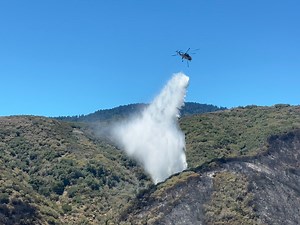 Lake Fire – Public Information Update(June 29, 2025 – Midday)The Lake Fire remains 477 acres and 10% contained, with forward progress stopped. Firefighters continue to strengthen containment lines and mop up remaining hot spots using both ground crews and aerial resources. Evacuation orders and road closures remain in effect for the impacted areas.Recreators who were evacuated from the Silverwood Lake State Recreation Area may now retrieve personal belongings and vehicles by going to the road cl