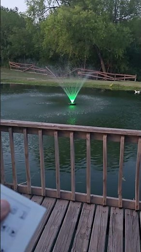 LED Floating Pond Fountain – 15,000 GPH, Remote Control & Easy Install Transform your pond or lake