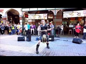 Bad Piper -- Thunderstruck HD