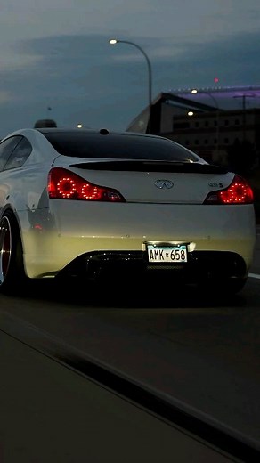 61 reactions | | Seibon carbon fiber hood, Autokits-X V2 rear...