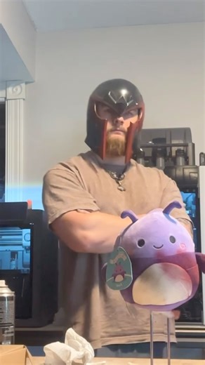 Kenny on Instagram: "FEAR MAGNETO!! Shout out to @christianperera_ for sparking the inspiration for another Rivals build, his ultron looks immaculate and was wonderful to have finally met at NYCC! Gotta thank @layersofdylan for the helmet stand tutorial, my Walmart was out of foam footballs so I violated a clearance squish mallow instead I love the reflective nature of the 2K black but I think I’m gonna repaint it with a different base coat of white to make it lighter. Files by @shokos3dprints F