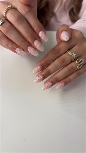 Nail Inspiration and Booking via Instagram