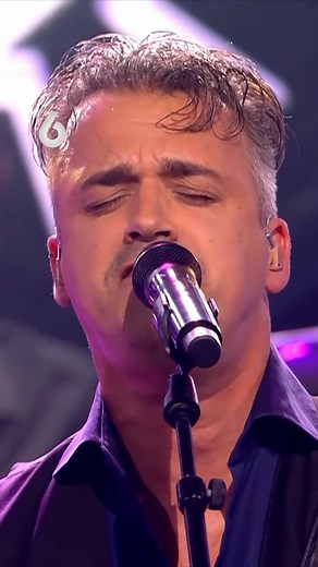 287K reactions · 6.2K shares | Prachtig! Eén van de mooiste lovesongs ooit! 殺 #TheTribute zie je zaterdag om 20.00. | SBS 6 | Facebook