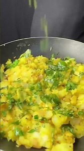 உருளைக்கிழங்கு மசாலா இட்லி