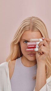 Scegli tra 4 nuances super glossy, per labbra lucenti e idratate! Non sai quale scegliere? Provale tutte e facci sapere quale ti si addice di più💕 | Labello