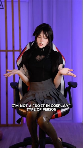 When you really love cosplay 💜 #cosplay #meme #reze #chainsawman #goth #gothgirl #transition #anime