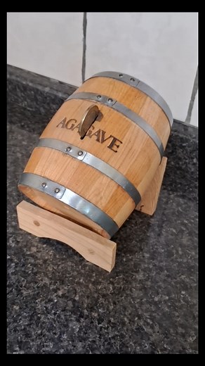 Cómo abrir un barril alcancía