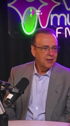 Chá para aliviar os sintomas da menopausa. Dr. Bactéria tem programa toda sexta-feira às 10h @drbacteriaoficial @bacpapo #saúde #feminino #chá #hormonios #menopausa