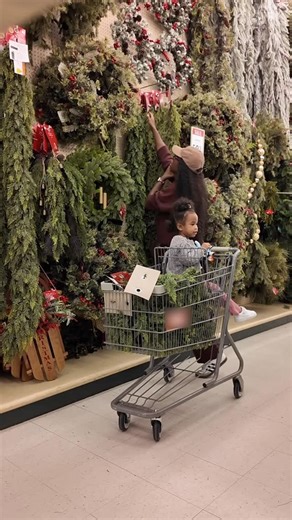 Briana Myles on Instagram: "#ad Creating the magic for the holidays is in my DNA! But that doesn’t mean I have to break the bank. @chase Pay Over Time® helps me to stay grounded and within budget while still doing it big ❤️ Now let the Holiday Shenanigans begin!!! #chasepartner"