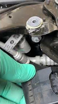 2017 BMW X1 BROKEN RIGHT ENGINE MOUNT