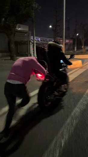 助け合いも大事だね#cb400sf #関西 #xjr