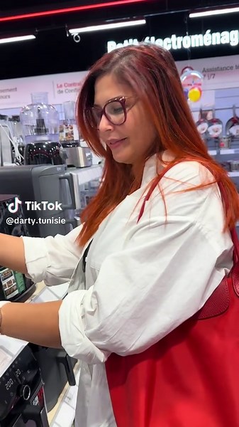 Follow us on Instagram & Facebook et gagnez des cadeaux. Et seulement Que de belles surprises 🥳🥳 #dartytunisie #darty