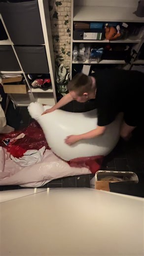 #fyp #fürdich #inflatable #deflating
