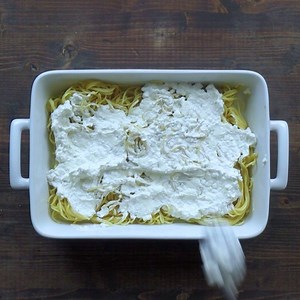 My Creamy Baked Spaghetti is full of so much creamy, cheesy goodness that you won't know what to do with yourself. GET THE RECIPE: http://www.bunsinmyoven.com/2013/06/07/creamy-baked-spaghetti/ | Buns In My Oven