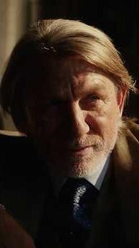 Benoit Teilzeit-Detektiv-Teilzeit-Emotional-Support Blanc