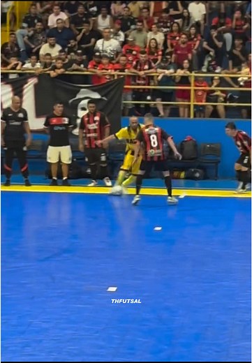 Futsal Skills: Mastering Tricks and Dribbling Techniques