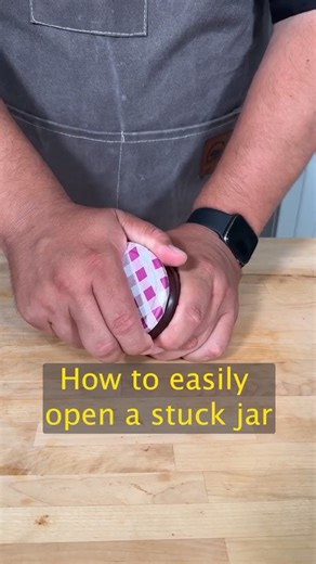 It works everytime. #kitchenhacks #kitchentips #howto #fblifestyle #jelly  This video was produced by Network Media and Tales from the Test Kitchen | The Simple Dish | Facebook
