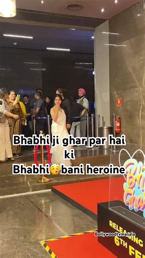 #bhabhijigharparhain 😍ki bhabhi ab bani heroine movie mai#shubhangiatre #shortsviral