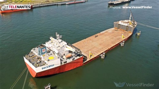UN NAVIRE GÉANT ET SEMI SUBMERSIBLE POUR RAPATRIER LA BARGE Un bateau de 217m de long a été affrété pour récupérer la barge et la charpente du futur pont Anne de Bretagne bloquées depuis fin novembre au sud de l'Espagne. Le navire devrait prendre le large avant la fin de la semaine. C'est sans doute bientôt la fin de la saga nantaise de l'hiver !! | Télénantes