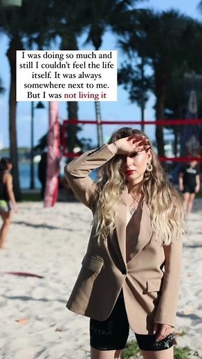 OVERACHIEVING PRACTICE HOW TO HANDLE WITH IT BASIC SIGNS HOW AVOID PROBLEM SHORTS HEALTH LIFE COACH