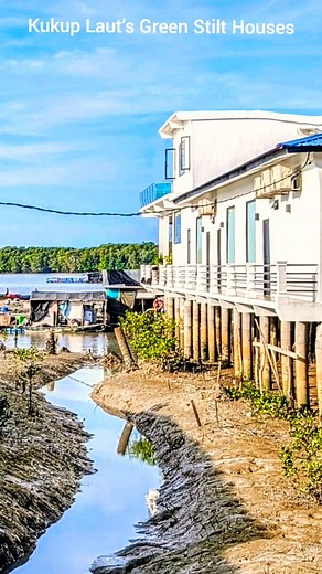 Low-Carbon: Building Sustainable Stilt Houses the Kukup Laut Way 低碳建筑：龟咯港脚的可持续高脚屋传统建造方式