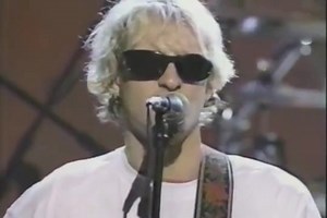 13K views · 1.3K reactions | ALICE IN CHAINS Angry Chair LIVE at the Roseland Club, NY December 31st 1992 | The YEAR Grunge BROKE | Facebook