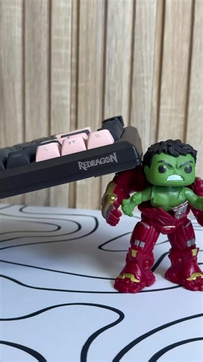 Redragon ещё жива? Обзор на механическую беспроводную клавиатуру Redragon Eclipse Pro #redragon#techtok#обзор#клавиатура#тайпинг