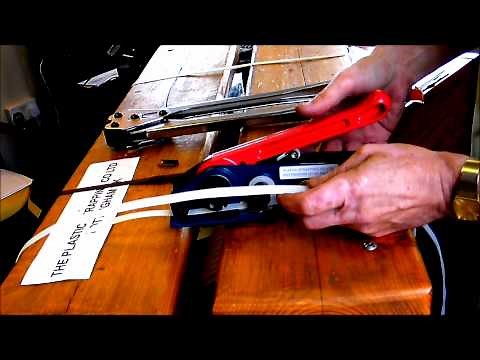How to operate a plastic strapping tensioner and sealer