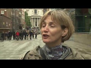 English File beginner video 5 6 r and c in the street