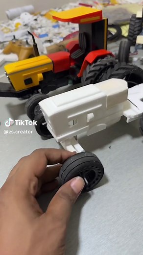 Toy Tractor Assembly: Detailed Insights and Features