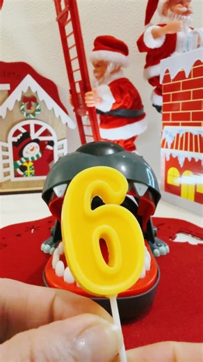 ASMR WOLF DENTIST LOVE EATING YELLOW CANDY #shortvideo #asmr #trending #shorts #short