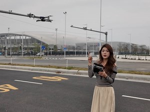 新品首发！X28Pro空穹鹰级无人机重磅登场，1503无刷电机带4面避障，单轴90度自动调节高清双摄，新手也能轻松飞！