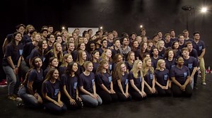 One year ago, Andrew Barth Feldman was “found” by the DEAR EVAN HANSEN Family when he won the National High School Musical Theatre Awards® (The Jimmy Awards). This year—having made his Broadway debut as Evan Hansen—Andrew returned to his roots, paying a visit to the 2019 class of Jimmy Awards® nominees, and performing a one-of-a-kind rendition of “You Will Be Found” with them, alongside Tony Award®-winning orchestrator Alex Lacamoire. Tune in tonight at 7:30pm ET to watch the 2019 Jimmy Awards® 