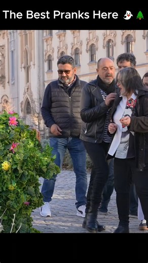 1M views · 23K reactions | #PrankWars #FunnyPranks #EpicPranks #PrankstersUnite #LaughOutLoud #HilariousPranks #PrankGoneWrong #SillyPranks #PrankChallenge #ComedyGold | The Best Pranks Here | Facebook