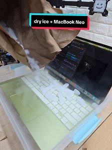 Can we use dry ice to make the fastest MacBook Neo? After all, the laptop thermal throttles to prevent overheating, so let's see what happens if we bring the temps down to sub 0°C #pc #pctips #pcbuilding #mryeester